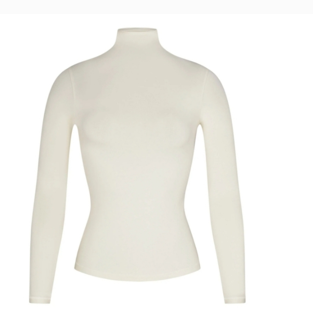 SKIMS Cream Long Sleeve Top